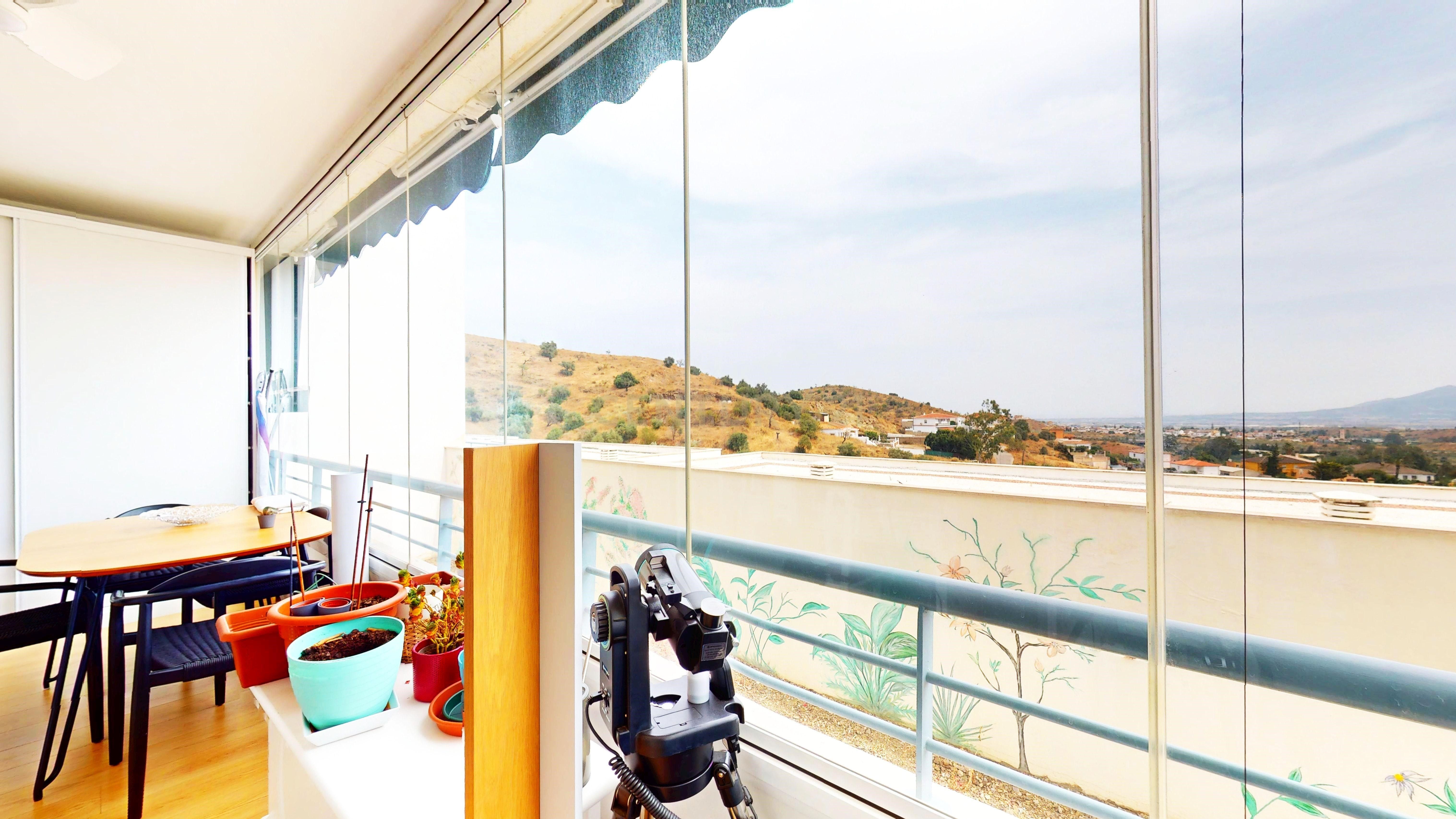Flat for sale in El Cortijuelo, Puerto de la Torre - Atabal, Málaga Capital