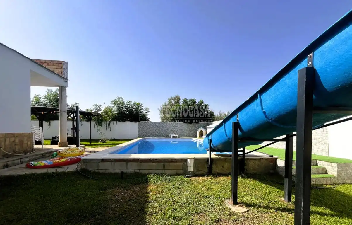 Casa o chalet en venta en Pilas