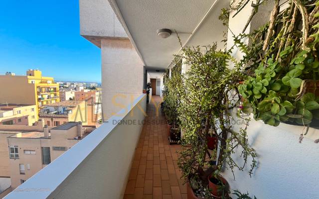 Piso en Venta en Carrer Valparaíso en Polígon de Llevant