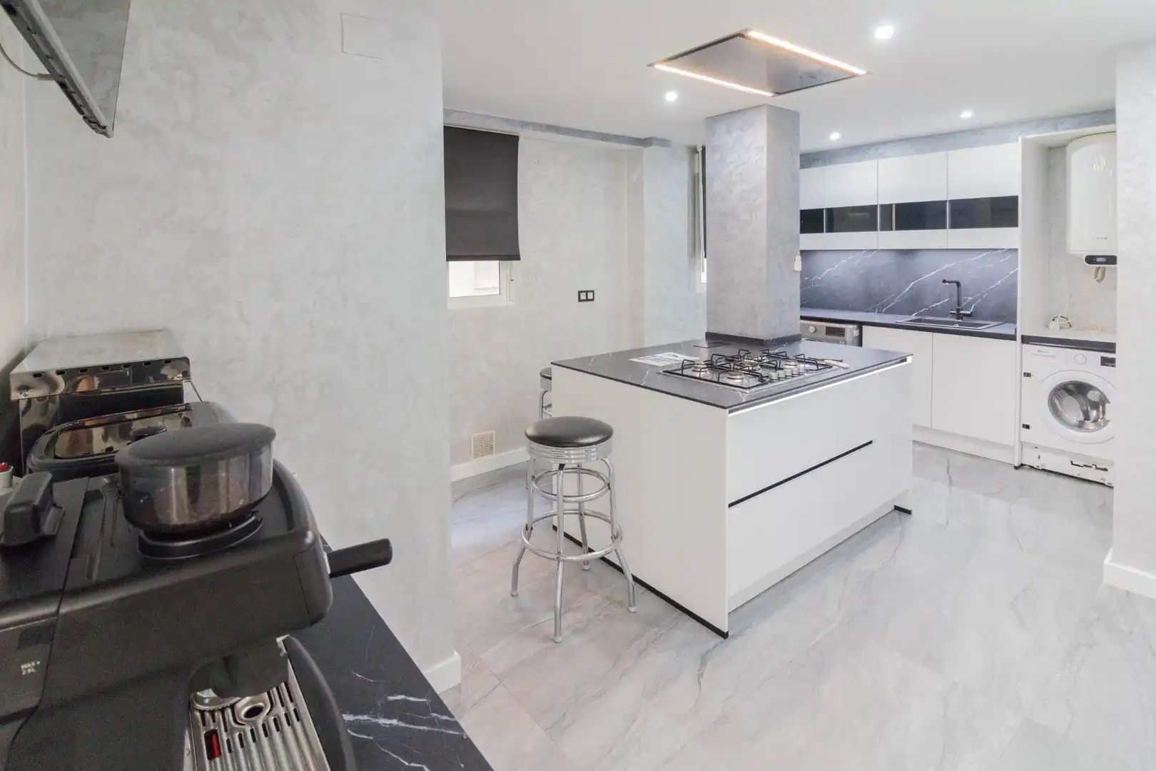 Kitchen of Flat for rent in Orihuela  with Air Conditioner, Terrace and Balcony