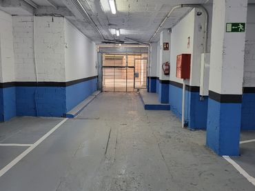 Einzelparkplatz zur Miete in Carrer de Francesc Llunell 3