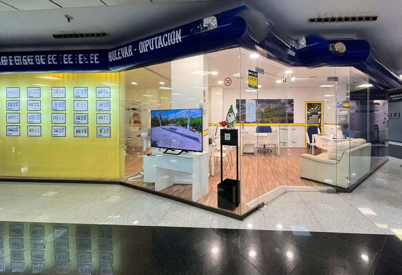 Oficina en venta en Alicante / Alacant con Aire acondicionado