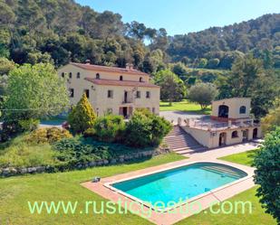 Jardí de Finca rústica en venda en La Roca del Vallès amb Calefacció, Jardí privat i Piscina