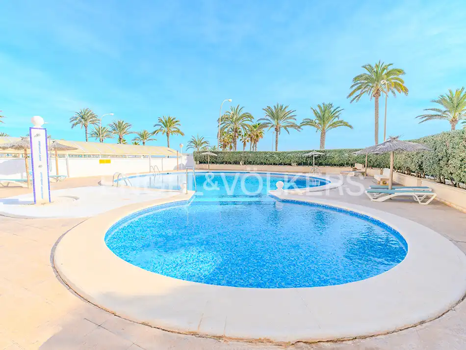 Schwimmbecken von Wohnung zum Verkauf in Alicante / Alacant mit Klimaanlage, Heizung und Gemeinschaftspool