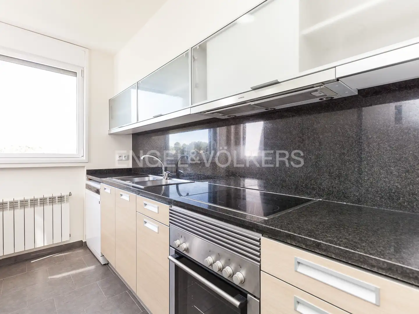 Cocina de Piso de alquiler en Sant Cugat del Vallès con Calefacción, Jardín privado y Trastero