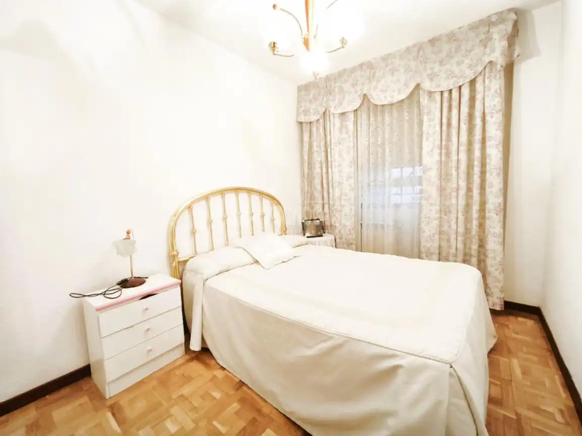 Piso con ascensor en venta en Villafontana - Estoril I, imagen 12