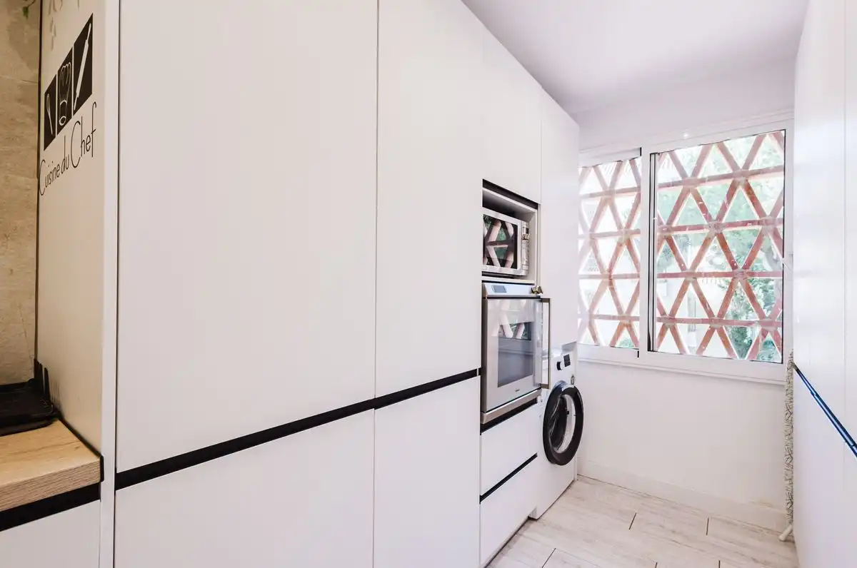 Kitchen of Ground floor for sale in Marbella  with Air Conditioner, Heating and Private garden