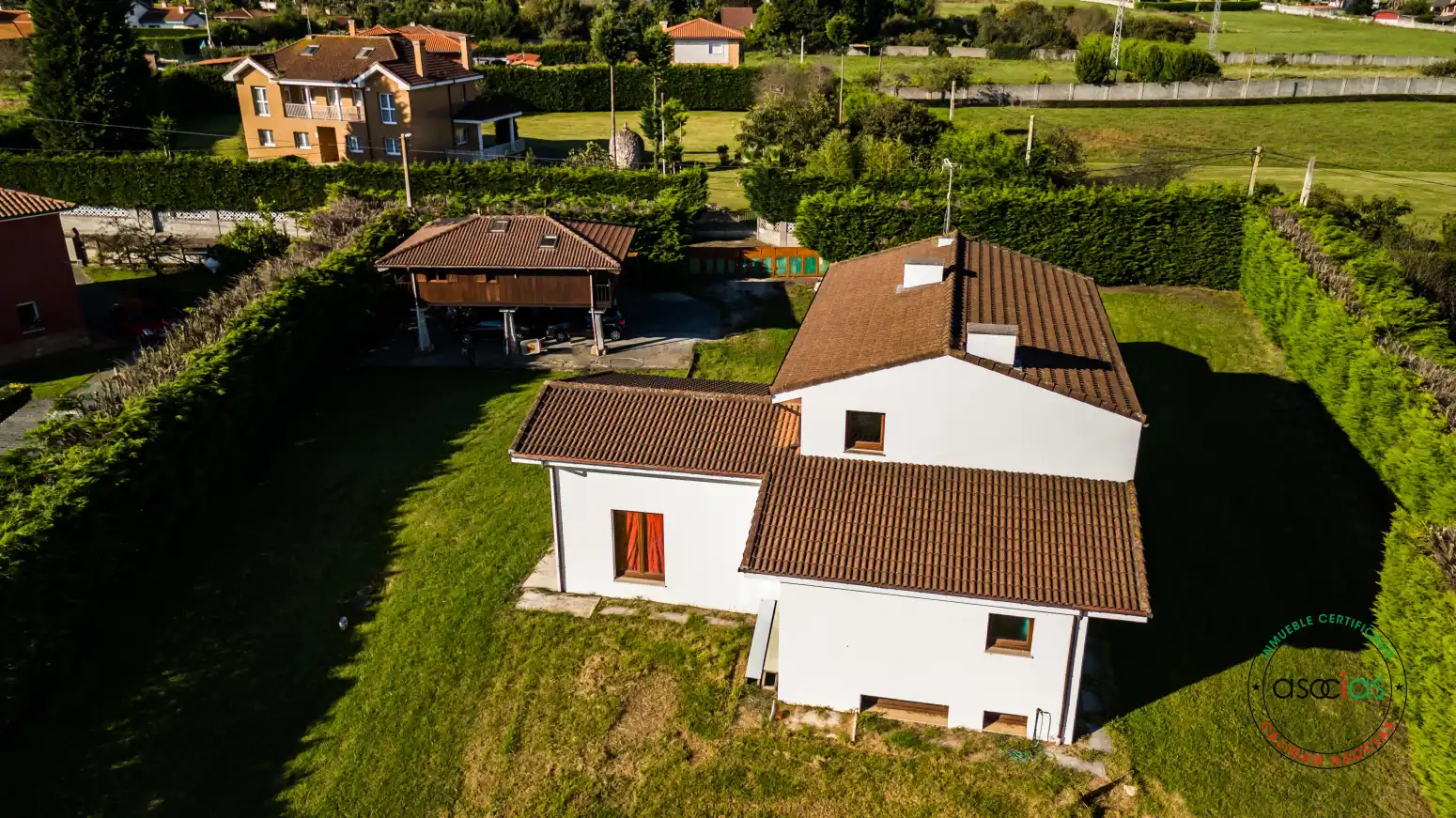 Jardí de Casa o xalet en venda en Villaviciosa amb Jardí privat i Traster