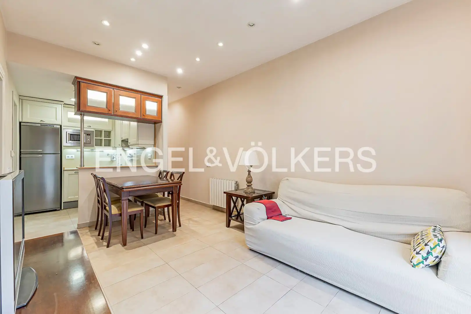 Sala de estar de Piso de alquiler en Barcelona con Aire acondicionado, Calefacción y Amueblado