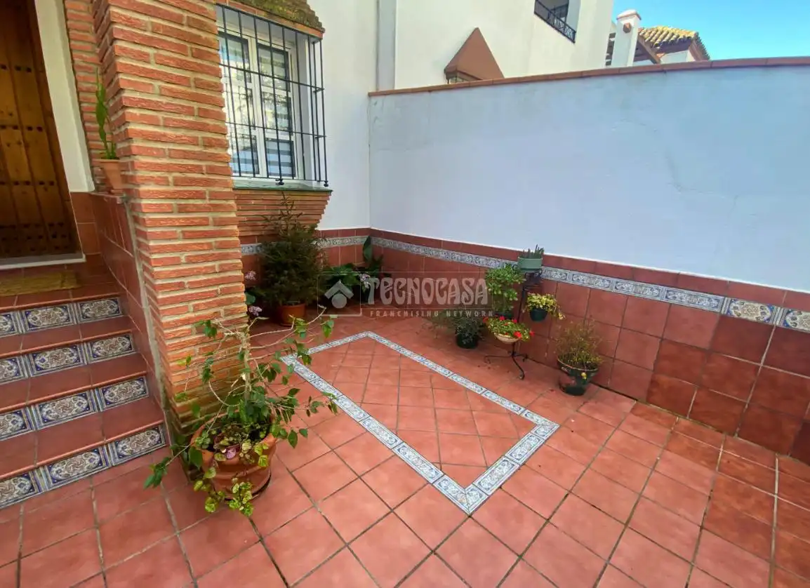 Terrace of Houses for sale in Chiclana de la Frontera  with Air Conditioner