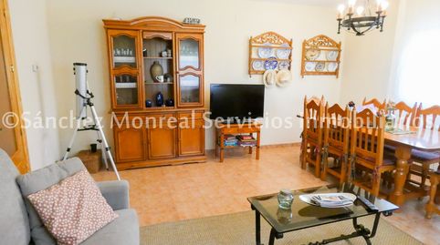 Foto 3 de Casa adosada en venta en Avenida de la Cruz Roja, Alcázar de San Juan, Ciudad Real