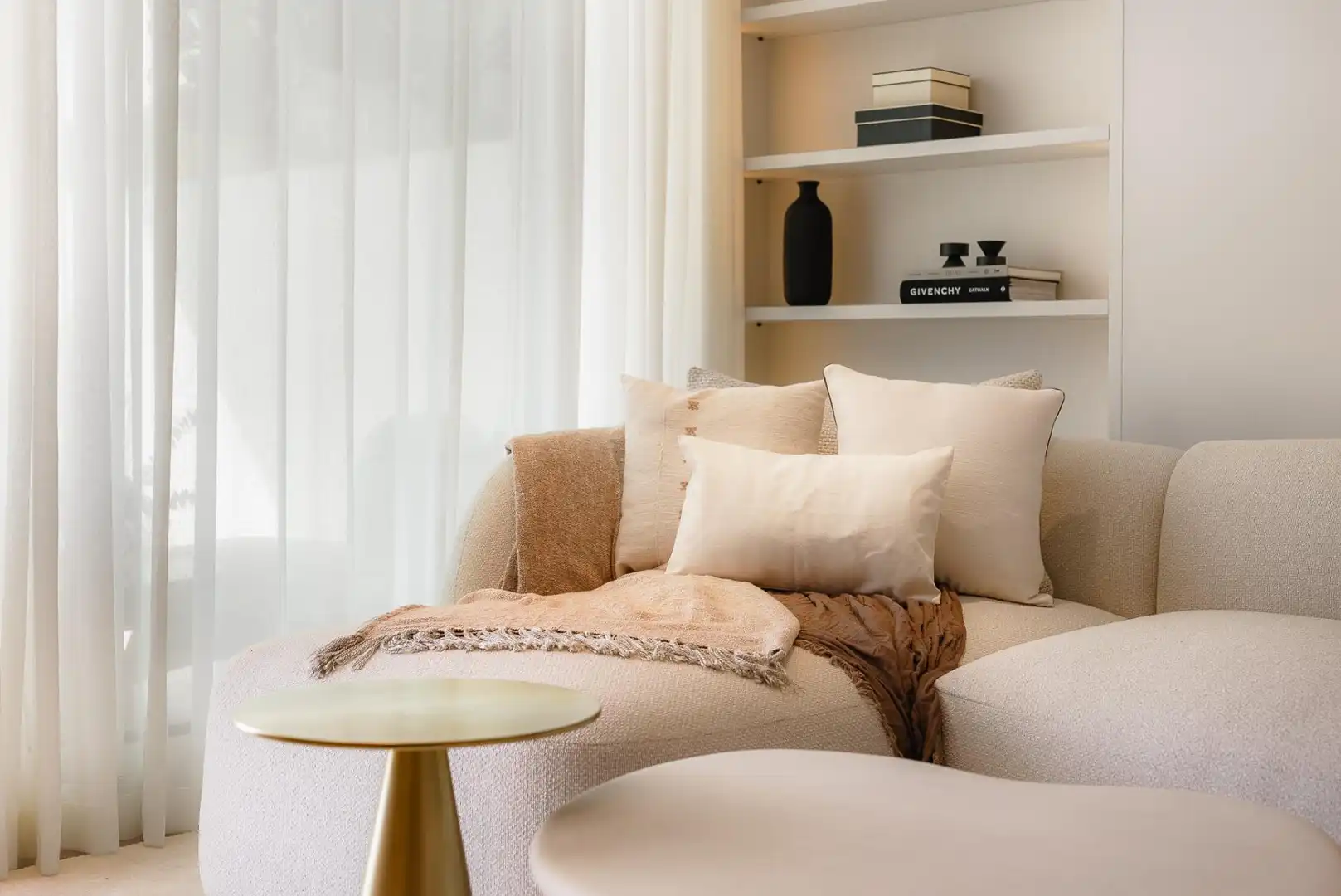 Sala d'estar de Apartament en venda en Marbella amb Piscina comunitària