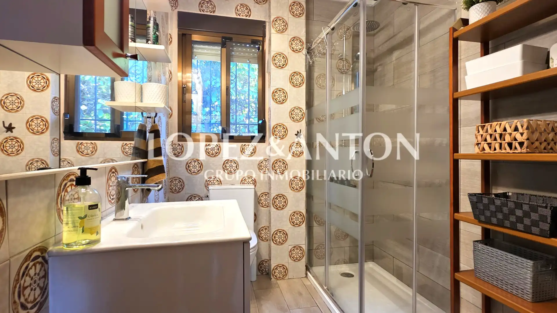 Baño de Casa o chalet en venta en Paterna con Aire acondicionado, Jardín privado y Terraza
