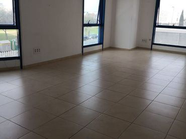 Office space with lift to rent in avenida de astronomia S/N