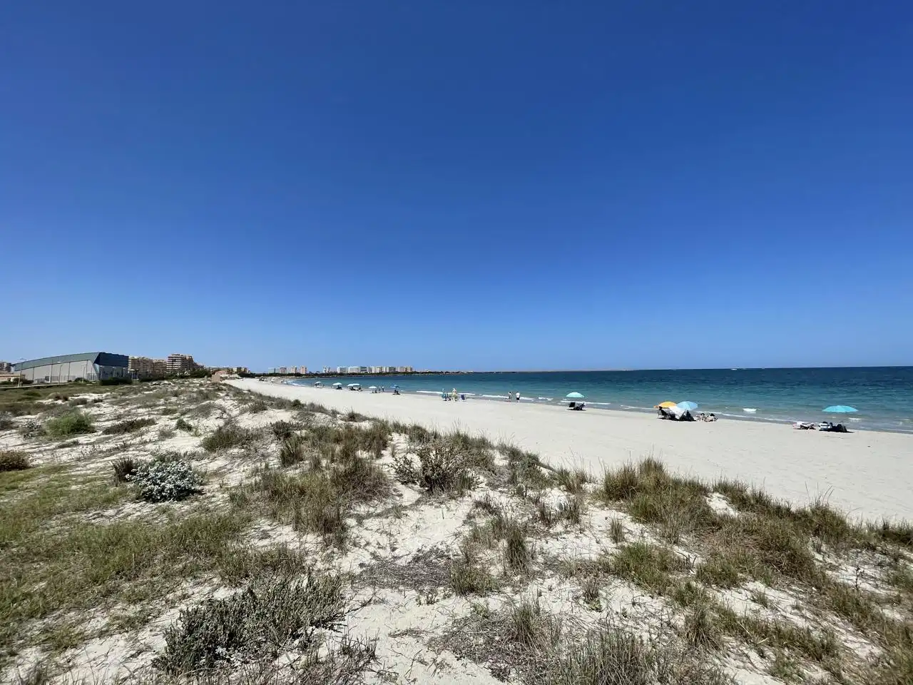 Vista exterior de Apartamento en venta en La Manga del Mar Menor con Jardín privado, Terraza y Piscina