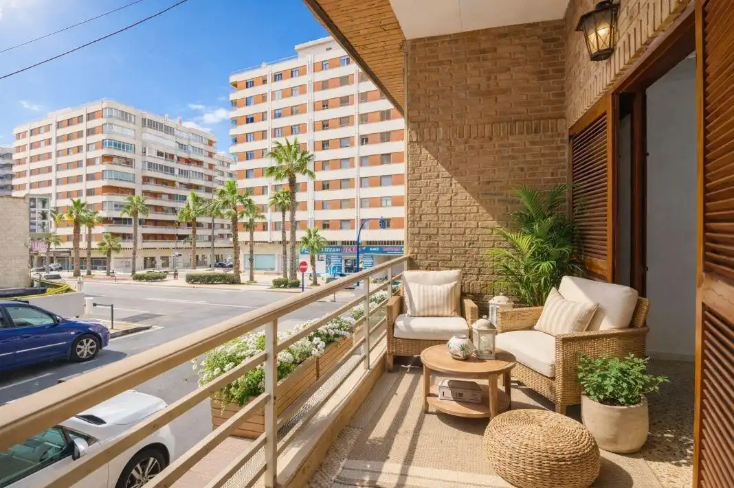 Piso con terraza en venta en DOCTOR GREGORIO MARAÑON