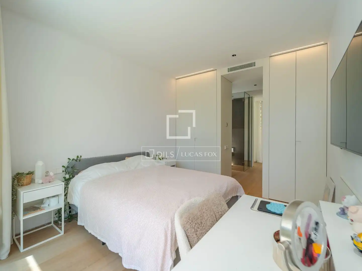Habitación de Casa o chalet en venta en Godella con Aire acondicionado, Calefacción y Jardín privado