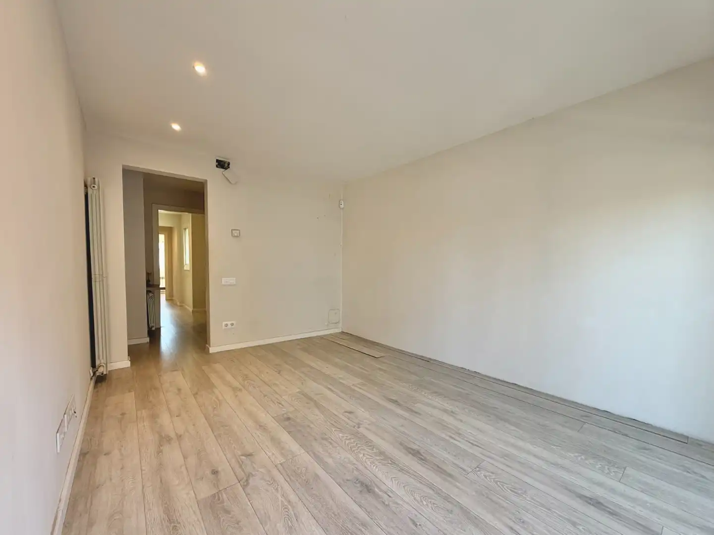 Sala d'estar de Pis en venda en Vilafranca del Penedès amb Aire condicionat, Calefacció i Parquet