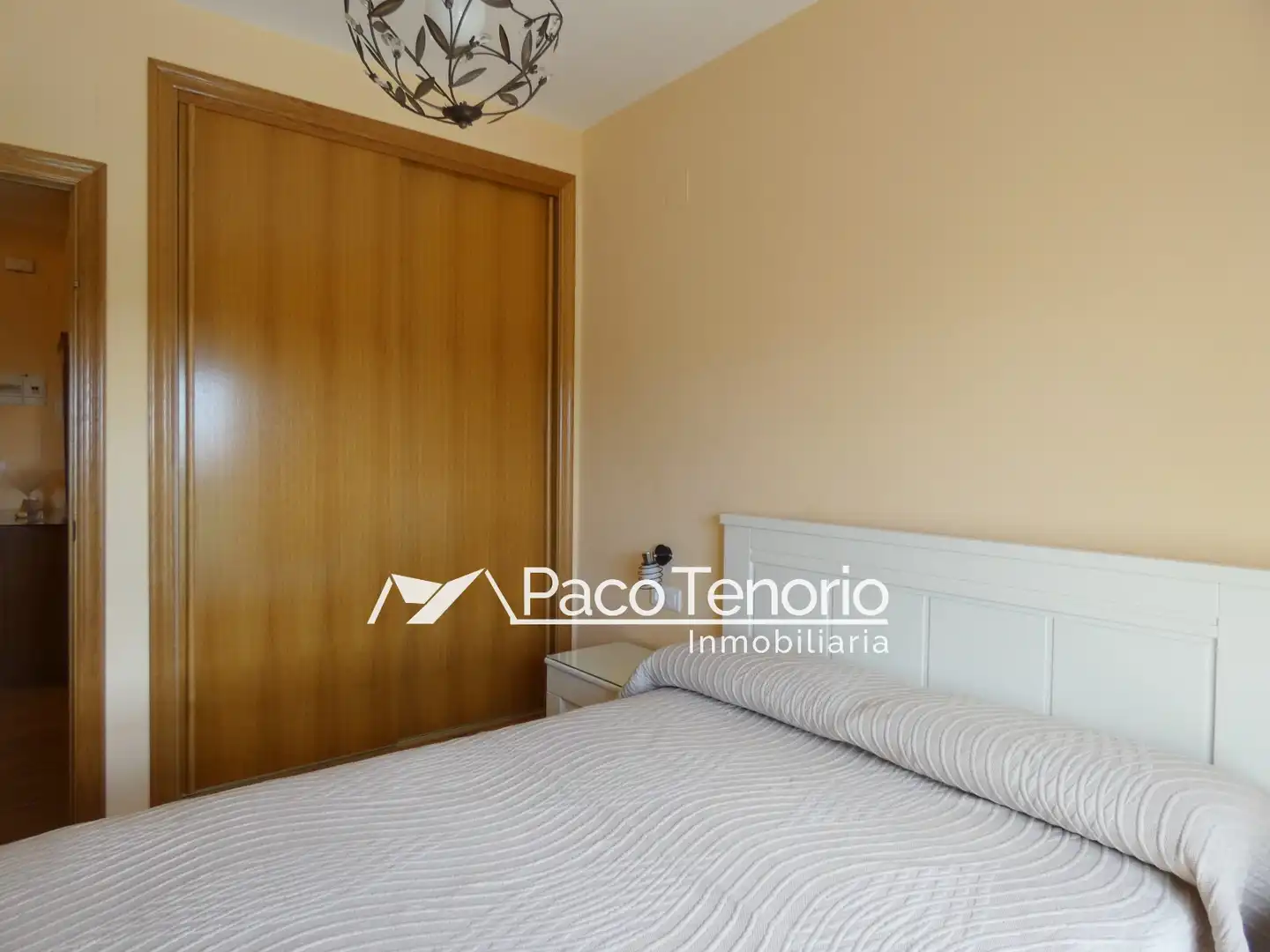 Habitación de Piso de alquiler en La Antilla con Terraza, Amueblado y Horno