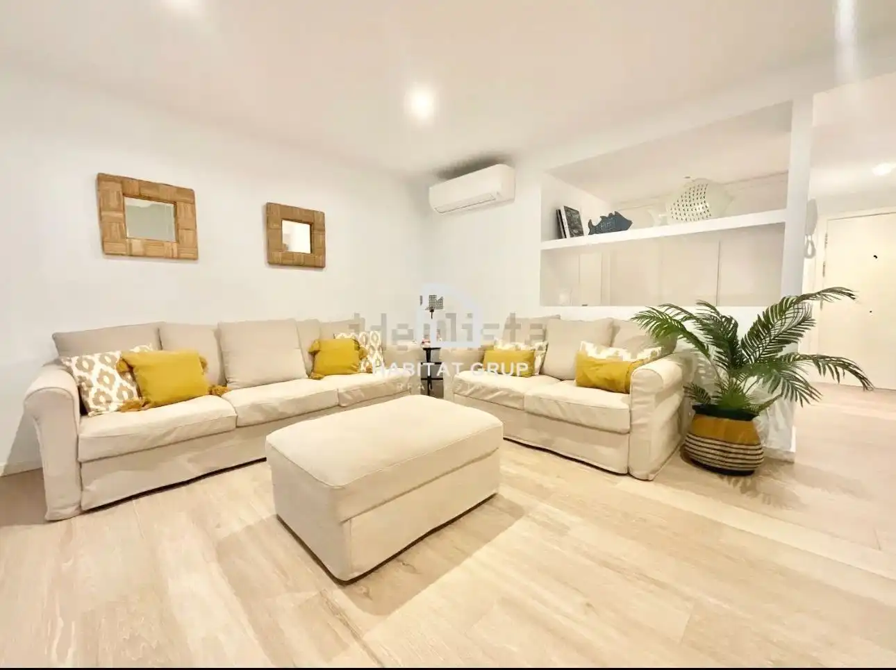 Sala d'estar de Dúplex en venda en Ciutadella de Menorca amb Aire condicionat, Calefacció i Terrassa