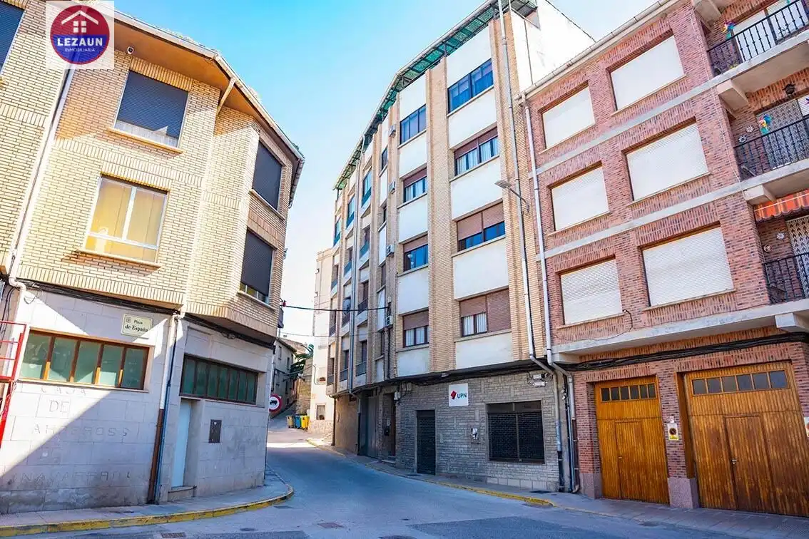 Exterior view of Flat for sale in Funes  with Parquet flooring, Terrace and Storage room