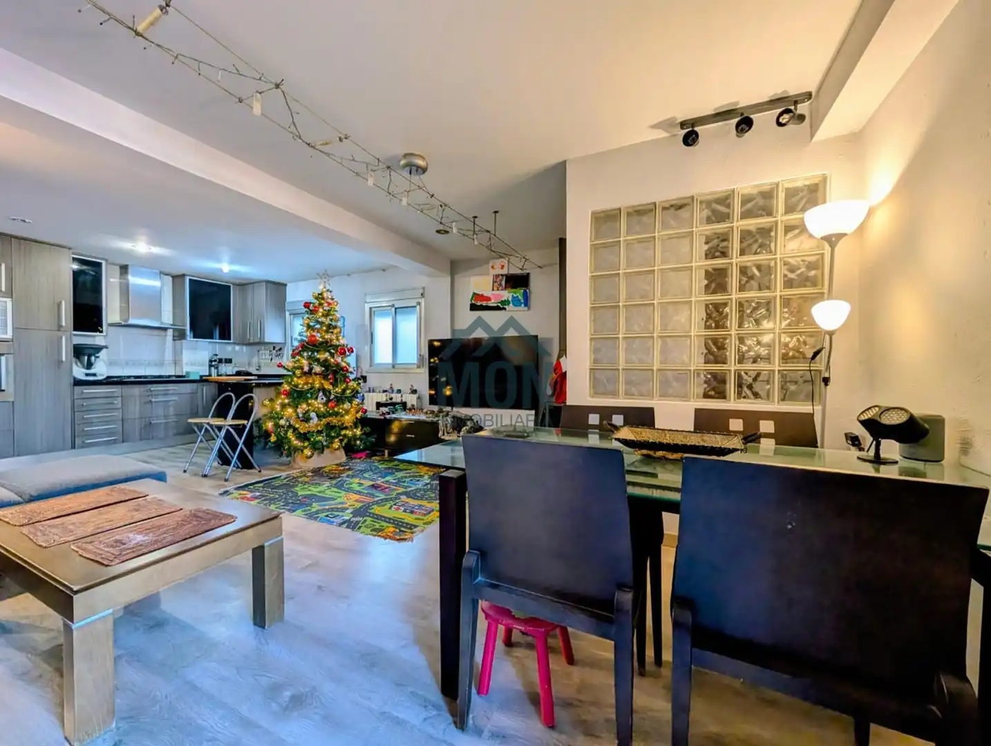 Sala de estar de Ático en venta en Catarroja con Calefacción, Parquet y Terraza