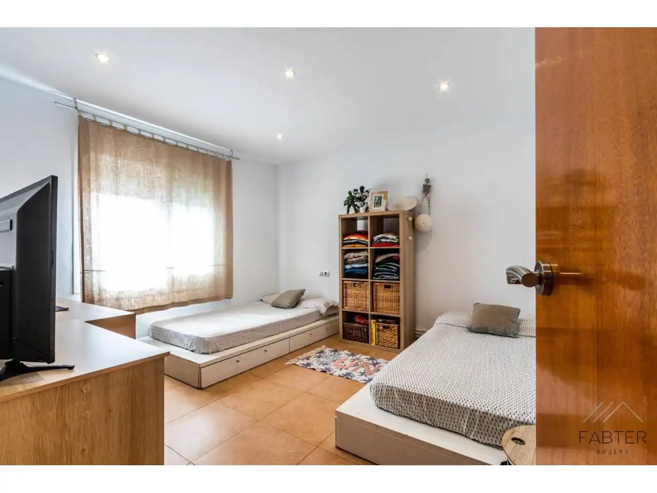 Schlafzimmer von Dachboden zum Verkauf in Terrassa mit Klimaanlage, Heizung und Terrasse
