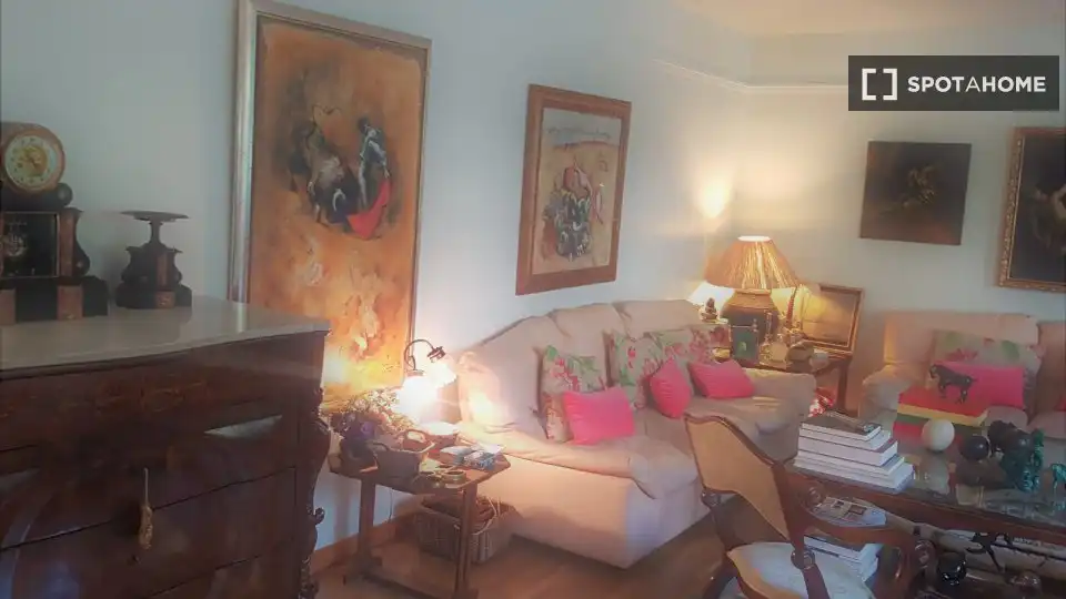 Sala de estar de Piso de alquiler en Madrid con Aire acondicionado, Calefacción y Amueblado
