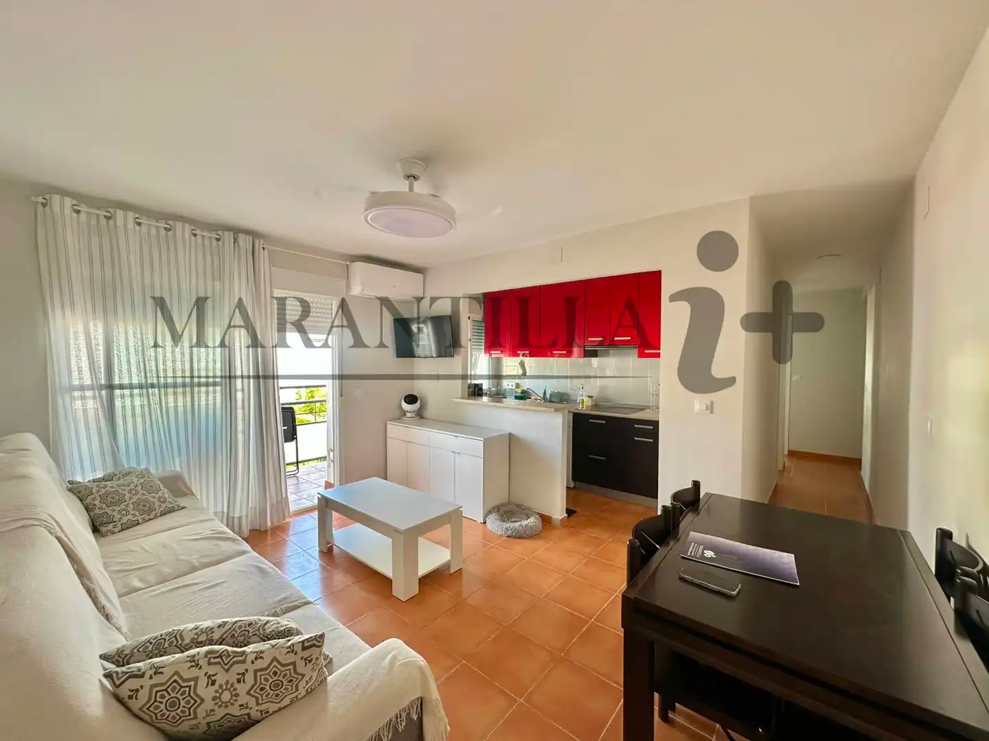Sala de estar de Piso en venta en La Antilla con Aire acondicionado, Terraza y Amueblado