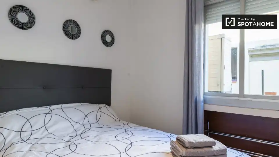 Schlafzimmer von Wohnung zur Miete in Barcelona mit Klimaanlage, Heizung und Möbliert