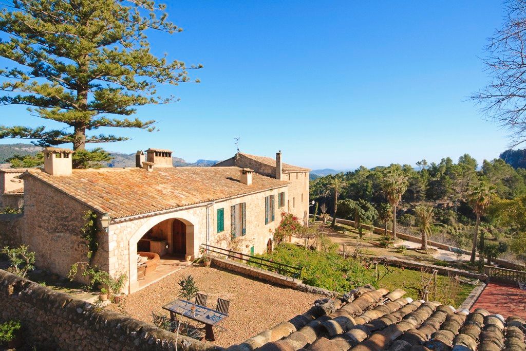 Exterior view of Country house for sale in Esporles  with Heating, Terrace and Swimming Pool