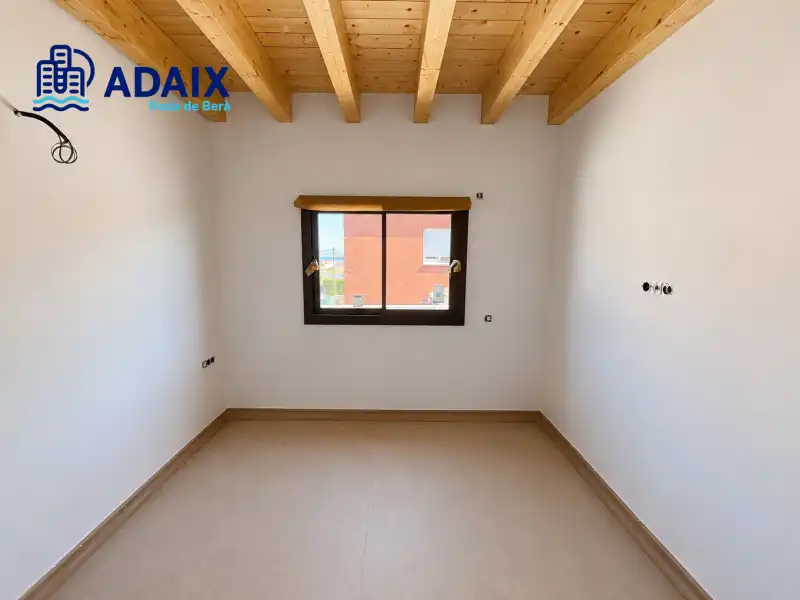 Casa o chalet en venta en Roda de Berà con Calefacción, Terraza y Piscina