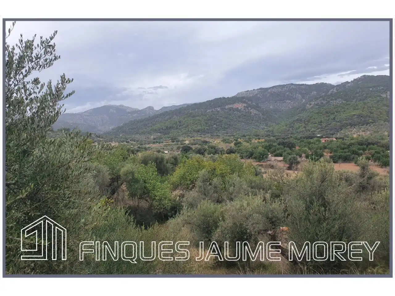 Finca rústica en venda en Selva amb Jardí privat