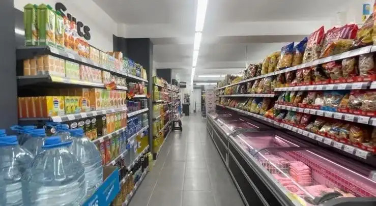 Local en traspaso en Girona con Aire acondicionado, Calefacción y Amueblado
