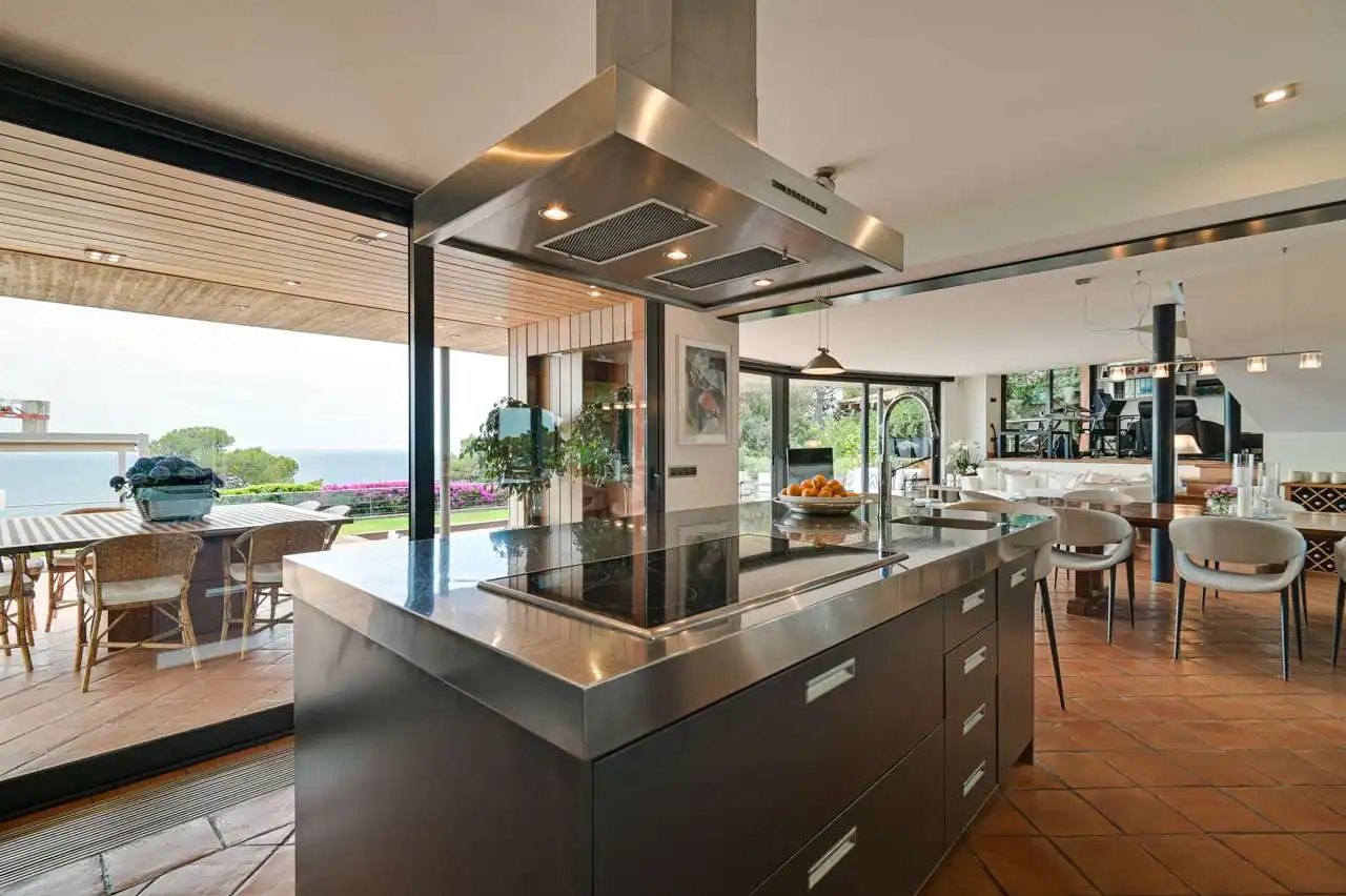 Cocina de Casa o chalet en venta en Palafrugell con Aire acondicionado, Calefacción y Jardín privado