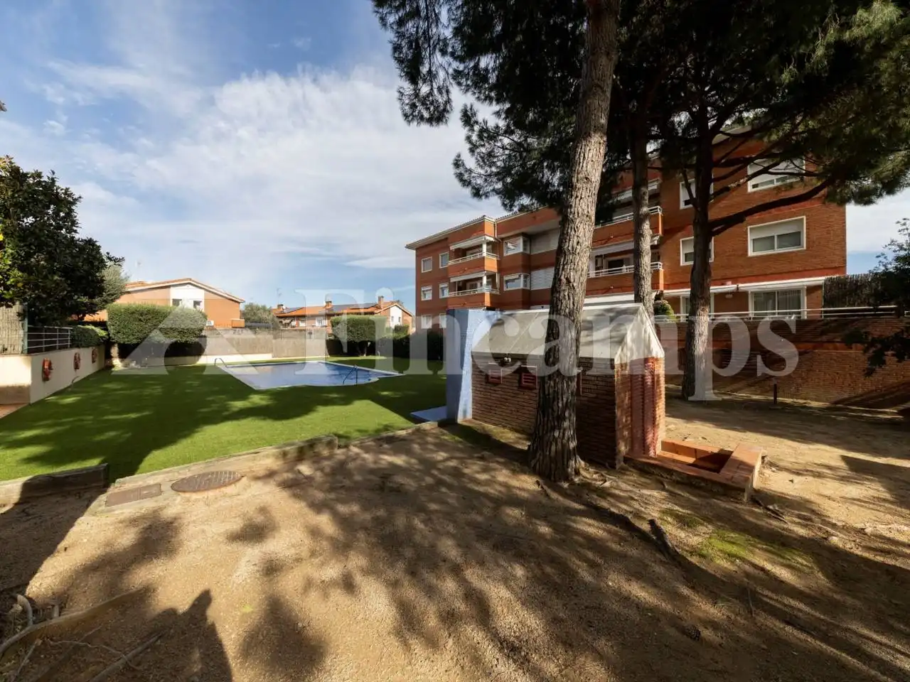 Swimming pool of Flat for sale in Sant Quirze del Vallès  with Air Conditioner, Heating and Parquet flooring
