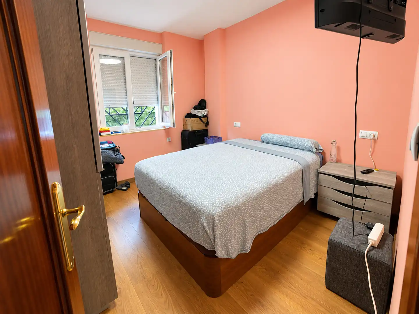 Habitación de Piso en venta en Jardín de Cantos - El Nodo