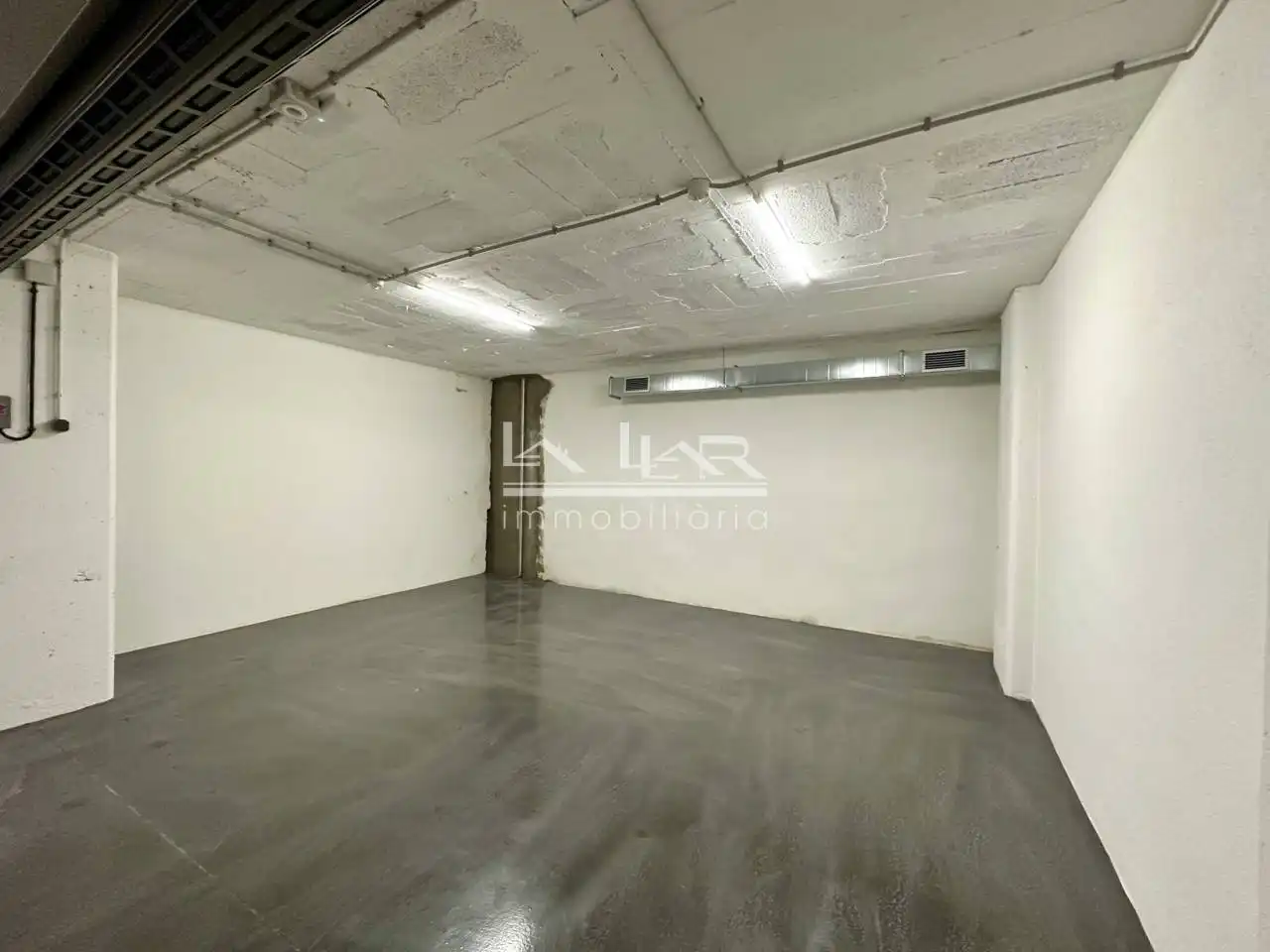 Flat for rent in Vic  with Air Conditioner, Heating and Parquet flooring