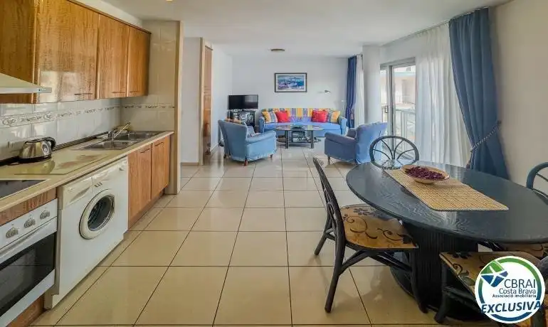 Living room of Apartments for sale in Roses  with Heating, Terrace and Furnished