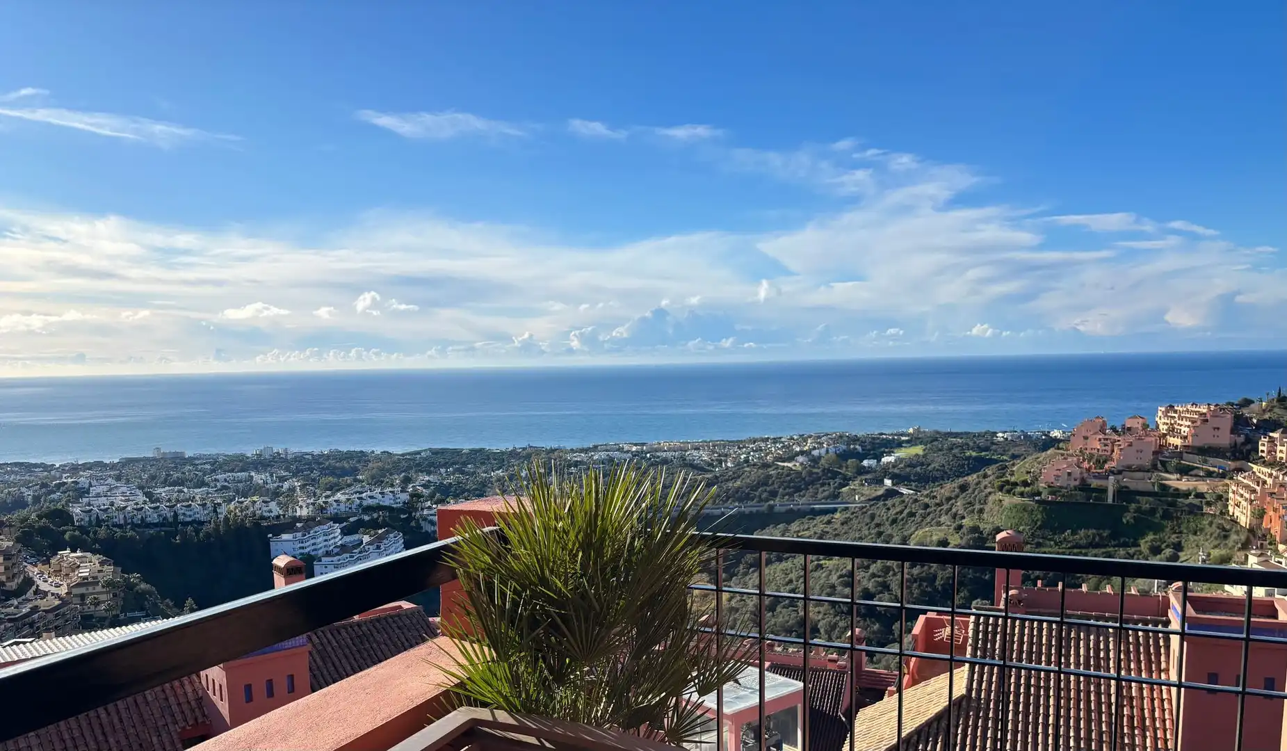 Apartamento con ascensor en venta en Calahonda, imagen 24