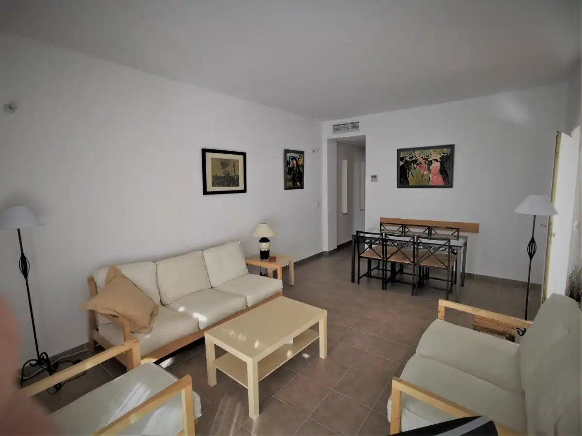 Sala d'estar de Pis de lloguer en Almería amb Aire condicionat, Calefacció i Jardí privat