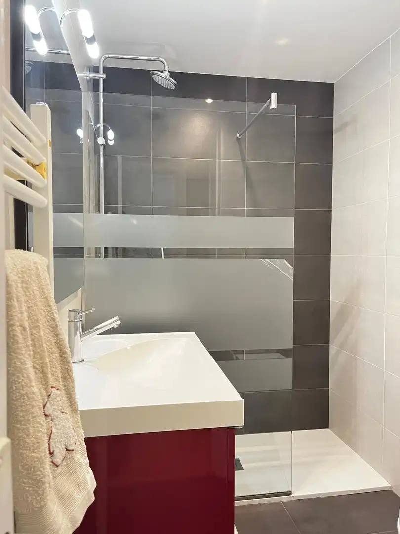 Baño de Piso de alquiler en Barañáin / Barañain con Calefacción, Horno y Lavadora