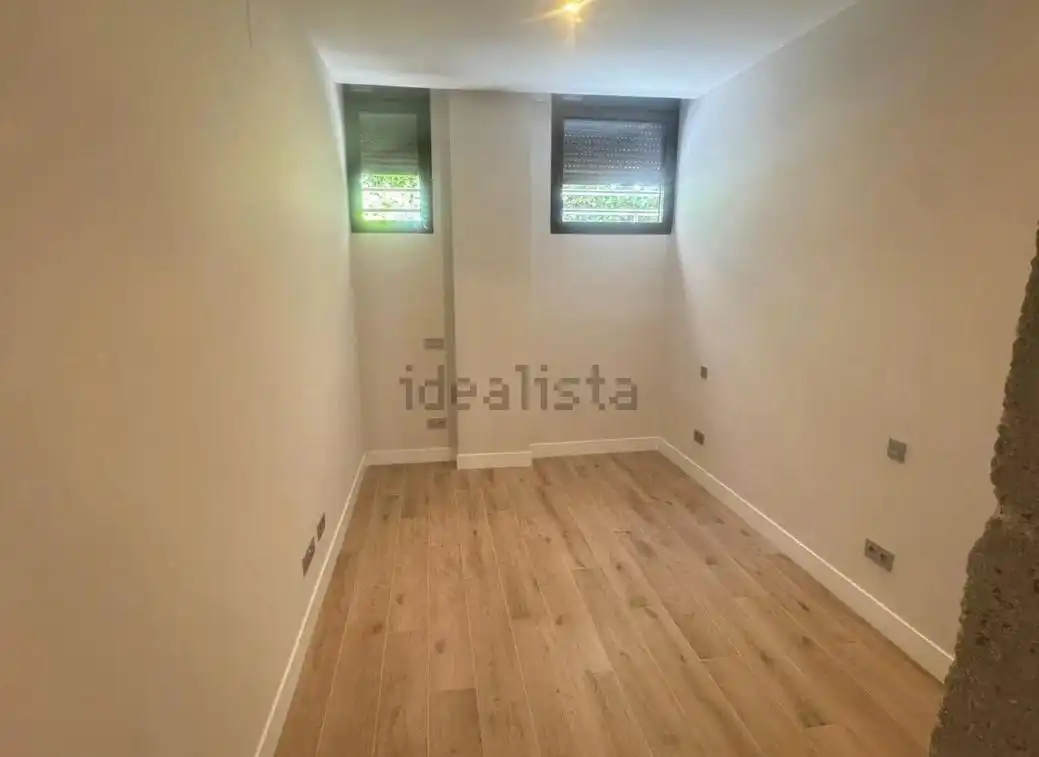 Schlafzimmer von Erdgeschoss zum Verkauf in Madrid mit Klimaanlage, Heizung und Gemeinschaftspool