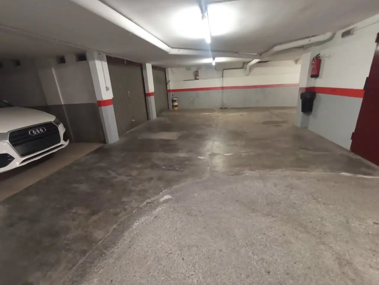 Parking de Apartamento en venta en Palamós con Calefacción, Horno y TV