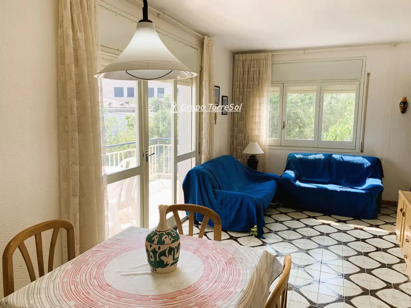 Living room of Flat for sale in Calafell  with Terrace and Storage room