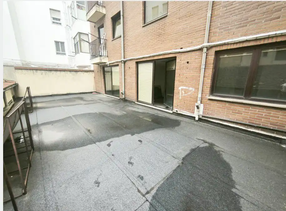 Vista exterior de Oficina de alquiler en Salamanca con Calefacción