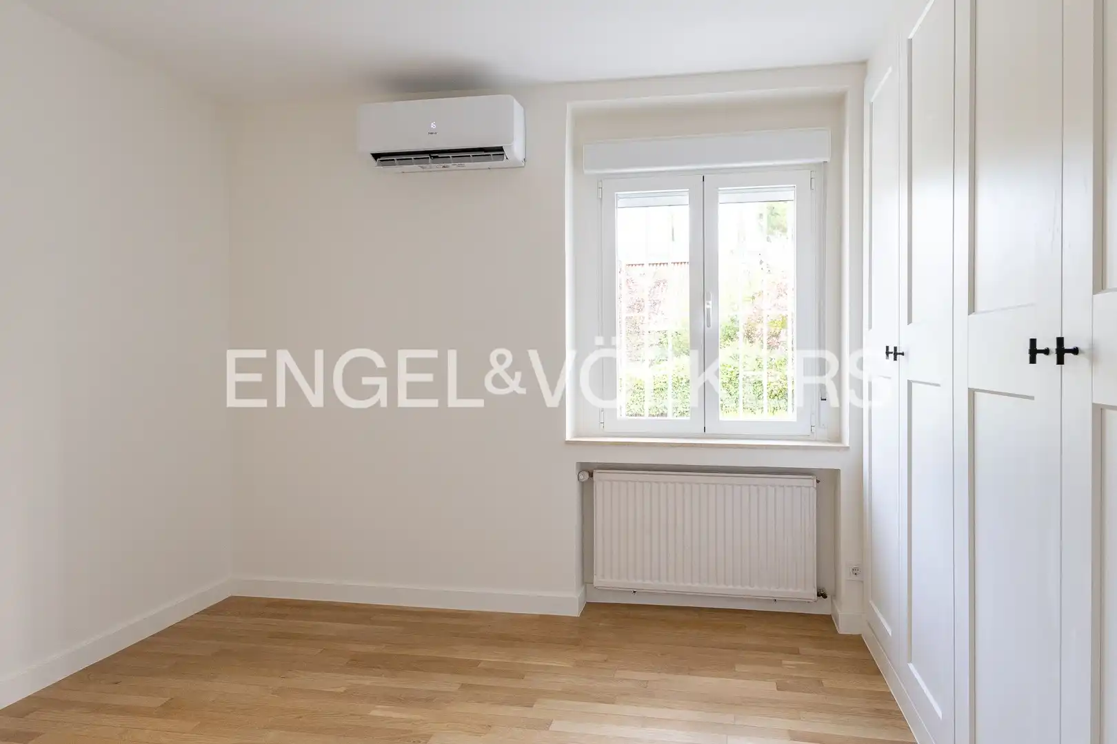 Bedroom of Houses for rent in Madrid  with Air Conditioner, Heating and Private garden