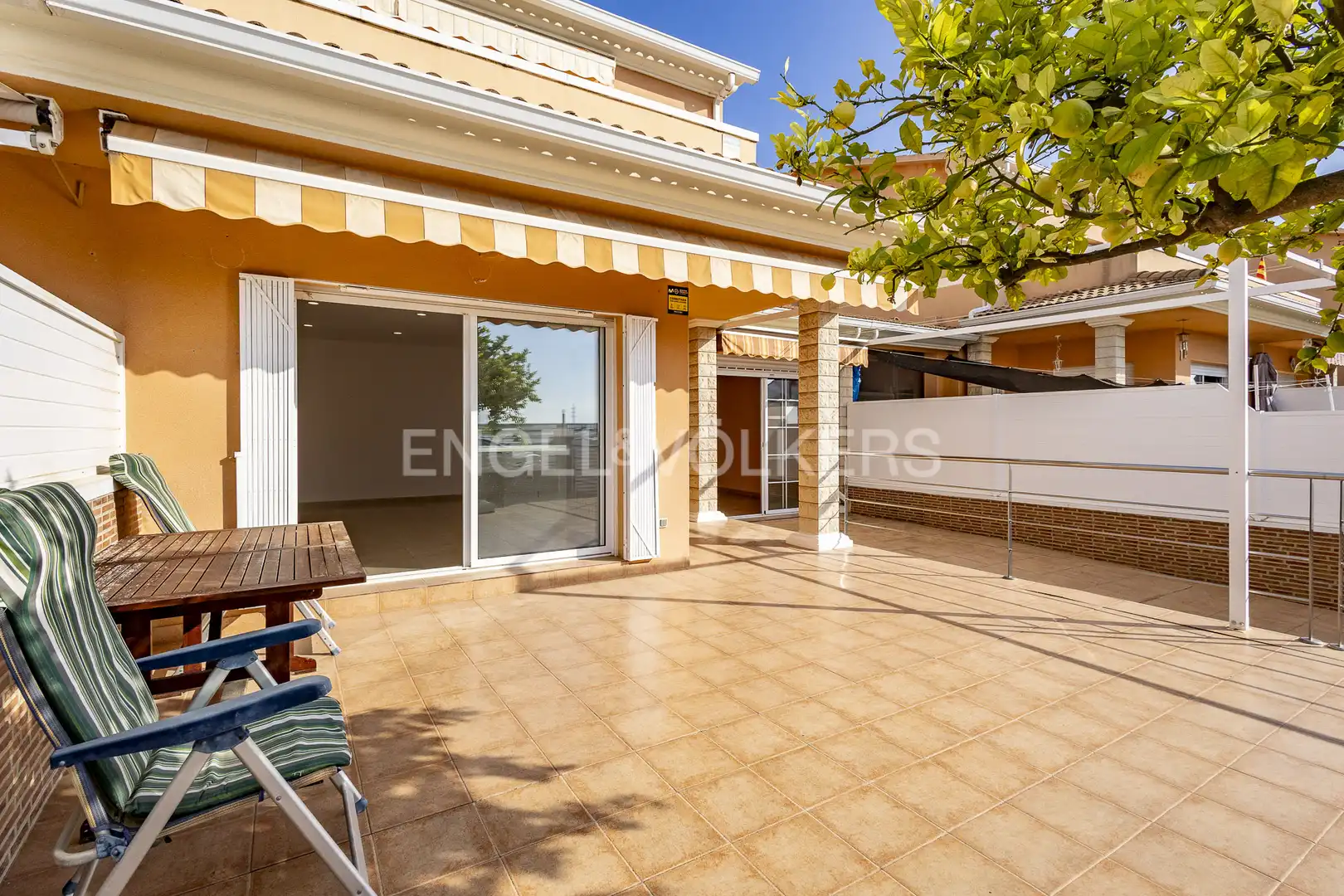 Reihenhaus mit Garten zum Verkauf in Roda de Barà, imagen 3