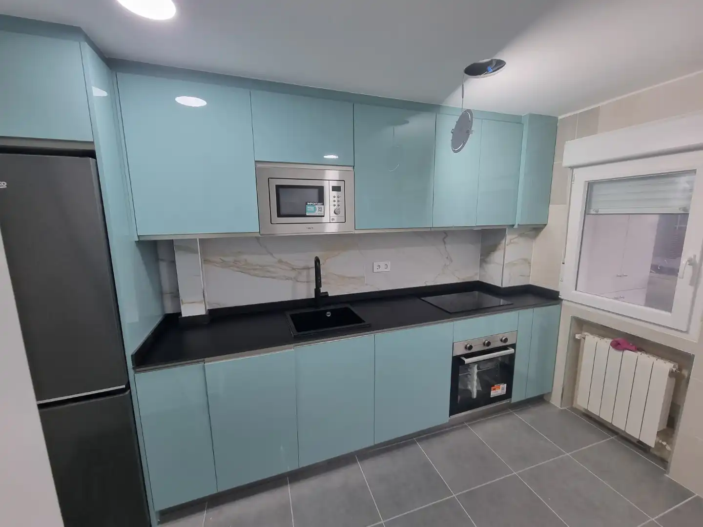Cocina de Piso en venta en Burgos con Calefacción y Terraza