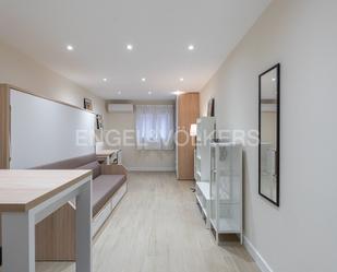 Sala d'estar de Apartament de lloguer en  Valencia Capital amb Aire condicionat i Calefacció